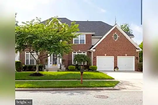 18202 Barney Dr Photo 1