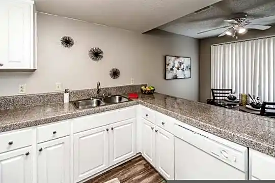 2059 Royal Oaks Dr Photo 2