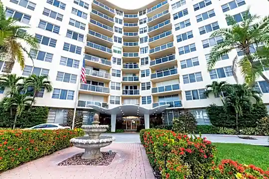 2800 N Flagler Dr #711 Photo 1