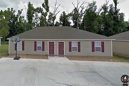 3412 Canadian Ln