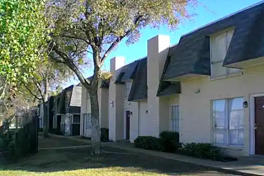 Buena Vista Photo 1