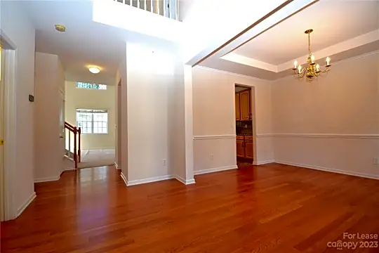 14411 Lyon Hill Ln Photo 2