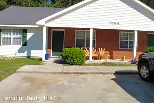 2134 Houston Ave Photo 1