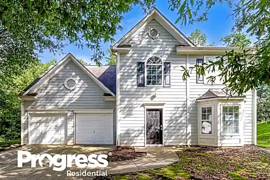 1028 Winterglen Way Photo 1
