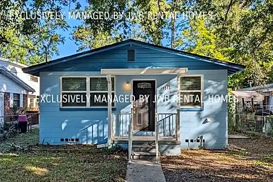 1513 28th St W Photo 1