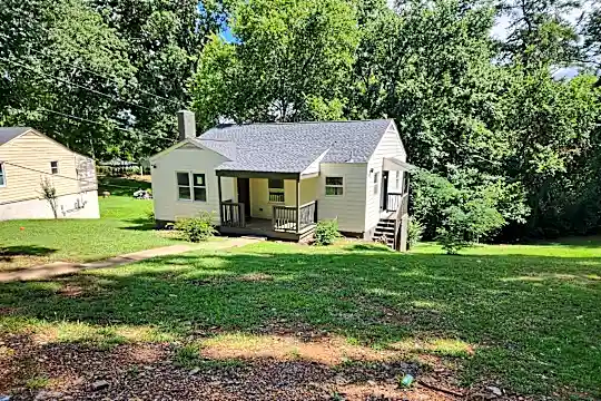 9017 Belcrest Dr Photo 1