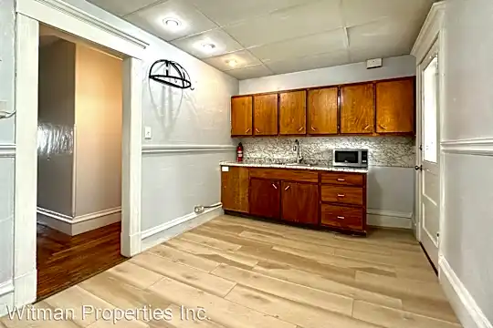 133 Brown Ave Photo 1