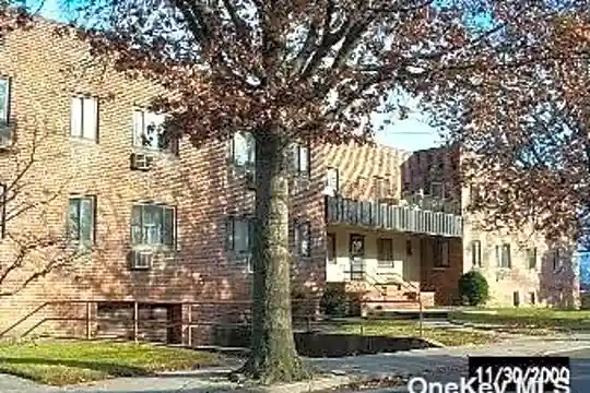 202 Washington Ave #C-3 Photo 1