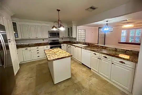 11054 SW 152nd Ct Photo 1