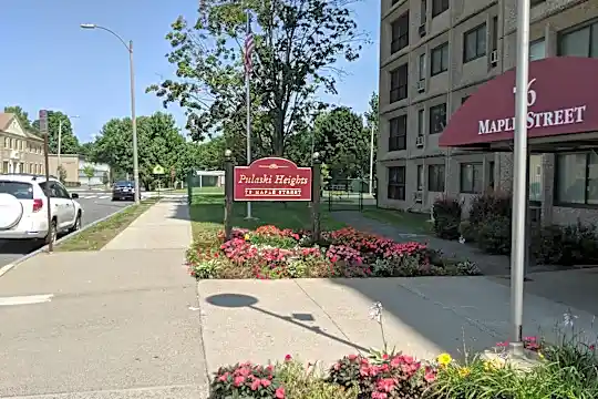 Pulaski Heights Photo 2