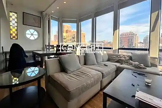 123 Beacon St Photo 1