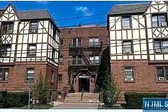 1 Murray Hill Terrace #C8 Photo 1