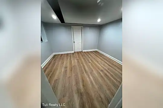 317 Fairmount Ave Photo 2