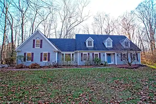 8233 Whispering Pines Dr Photo 1