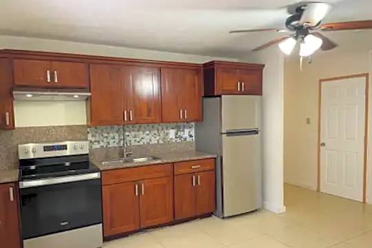 94-361 Kahuanani St Photo 1
