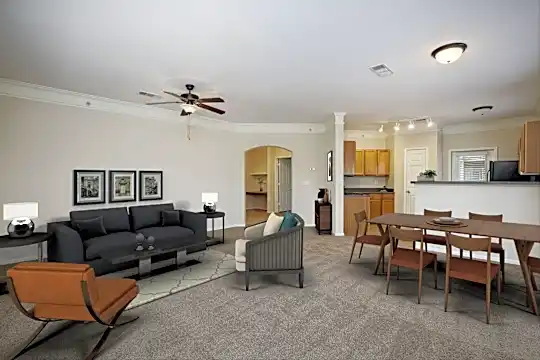 Villas At Carrington Square Photo 1