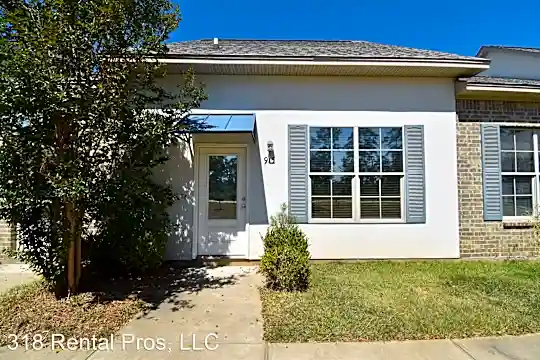 929 S Barnett Springs St Photo 2