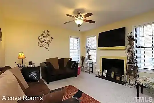 3704 Chimney Ridge Pl Photo 1