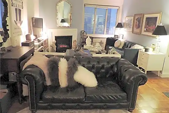 40 Central Park S #14I Photo 2