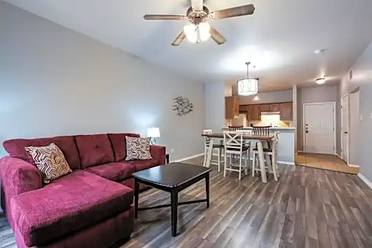 4927 Ali Ave Photo 2