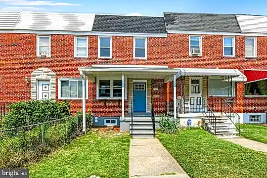 4904 Greencrest Rd Photo 1