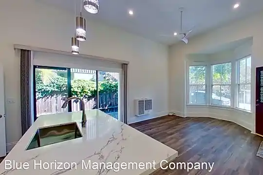 1417 Park Pl Photo 1