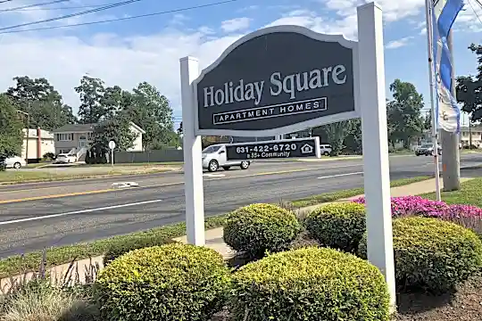 Holiday Square Photo 2