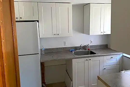2531 W McNichols Rd Photo 2