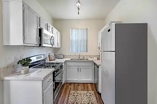 1905 Orange Ave Photo 1