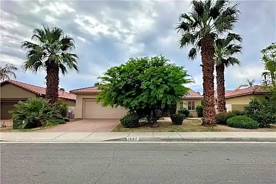 74617 Lavender Way Photo 2