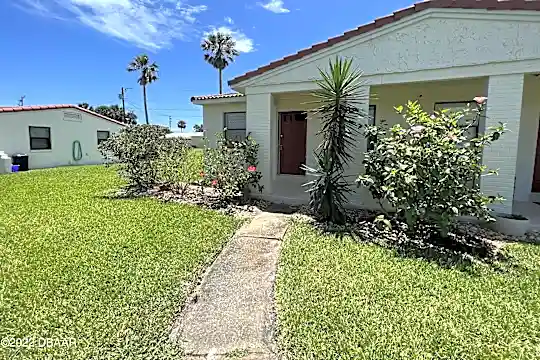 188 Cardinal Dr #A Photo 1