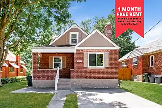3835 Superior Ave Photo 1