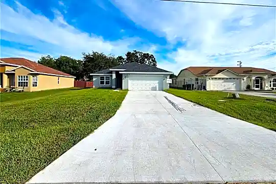 603 Bear Ct Photo 2