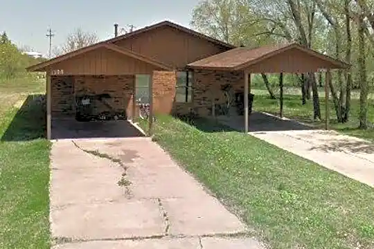 1308 Nancy Dr Photo 1