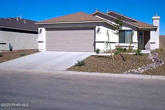 7793 N Winding Trail Photo 1