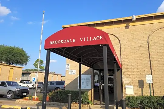 Brookdale Village Photo 2
