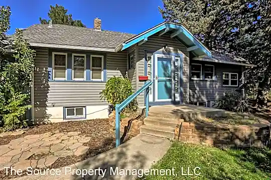 1401 Glenmere Blvd Photo 1
