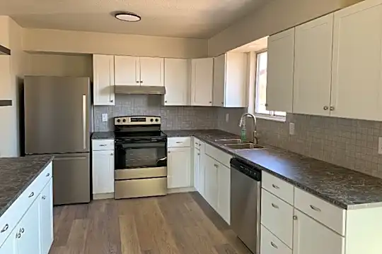 5522 S 3975 W Photo 1