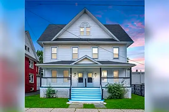 3 Albert St Photo 1