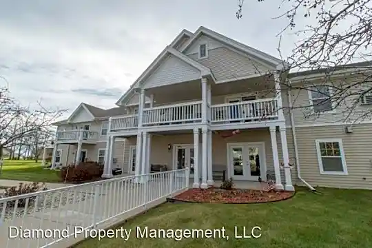 1085 Jaystone Terrace Photo 2