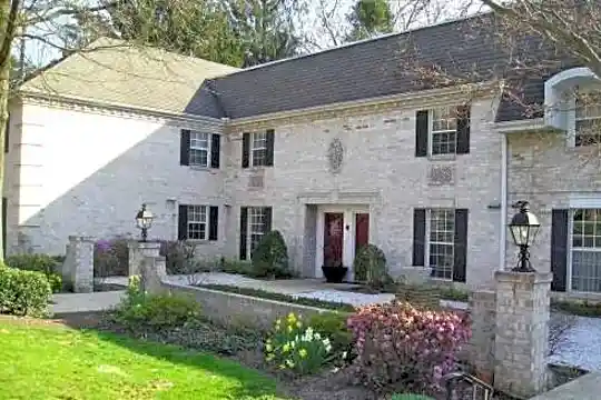 Murry Communities Photo 2