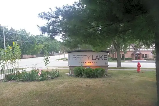 Liberty Lake Apartments Photo 2