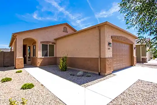6168 Livingston Loop Photo 2