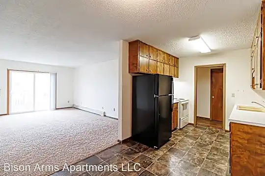 1120 16th St N Photo 2