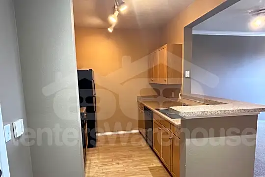 13560 Technology Dr Photo 2