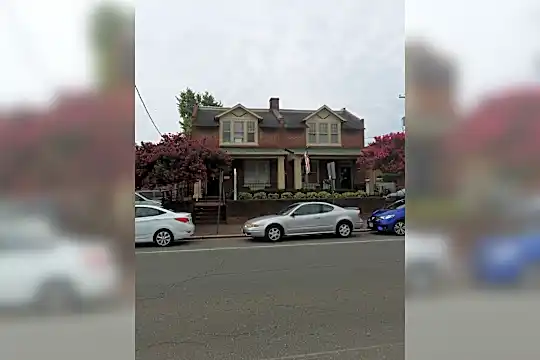 Pierce Arrow Properties Photo 1