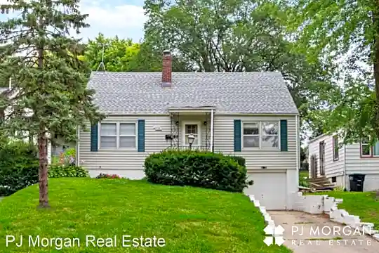 1431 S 54th St Photo 1