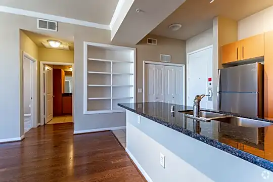 2901 Cityplace W Blvd Photo 2