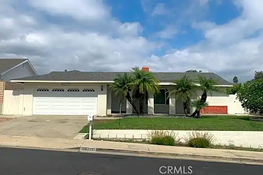 26271 Tarrasa Ln Photo 1