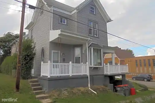 411 34th St Photo 1